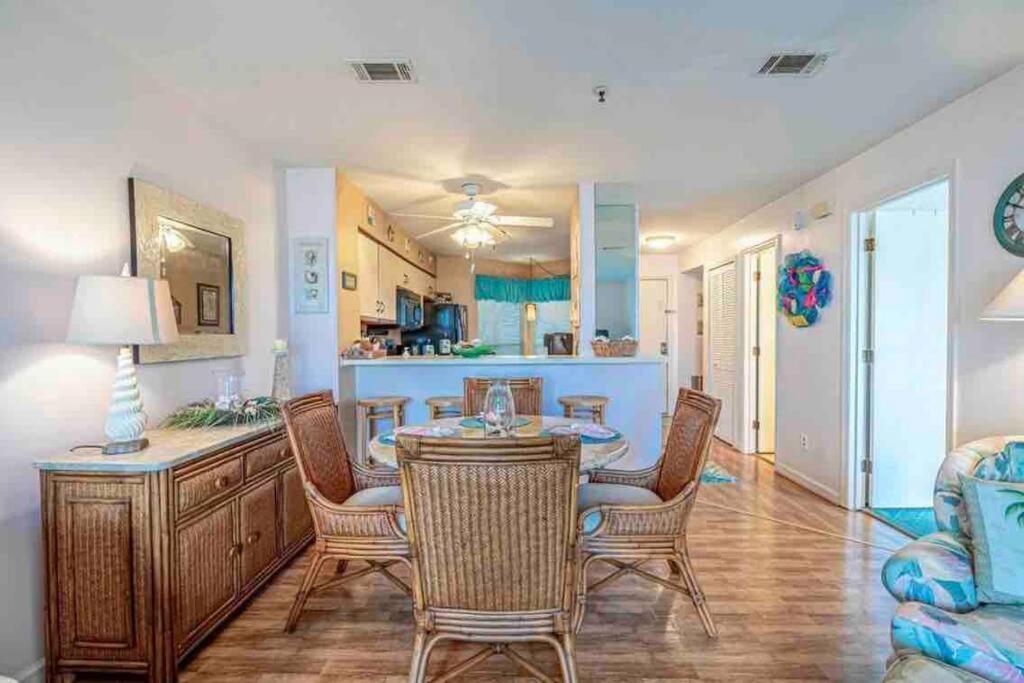 Lovely 2-Bedroom Condo With Pool Myrtle Beach Exterior foto